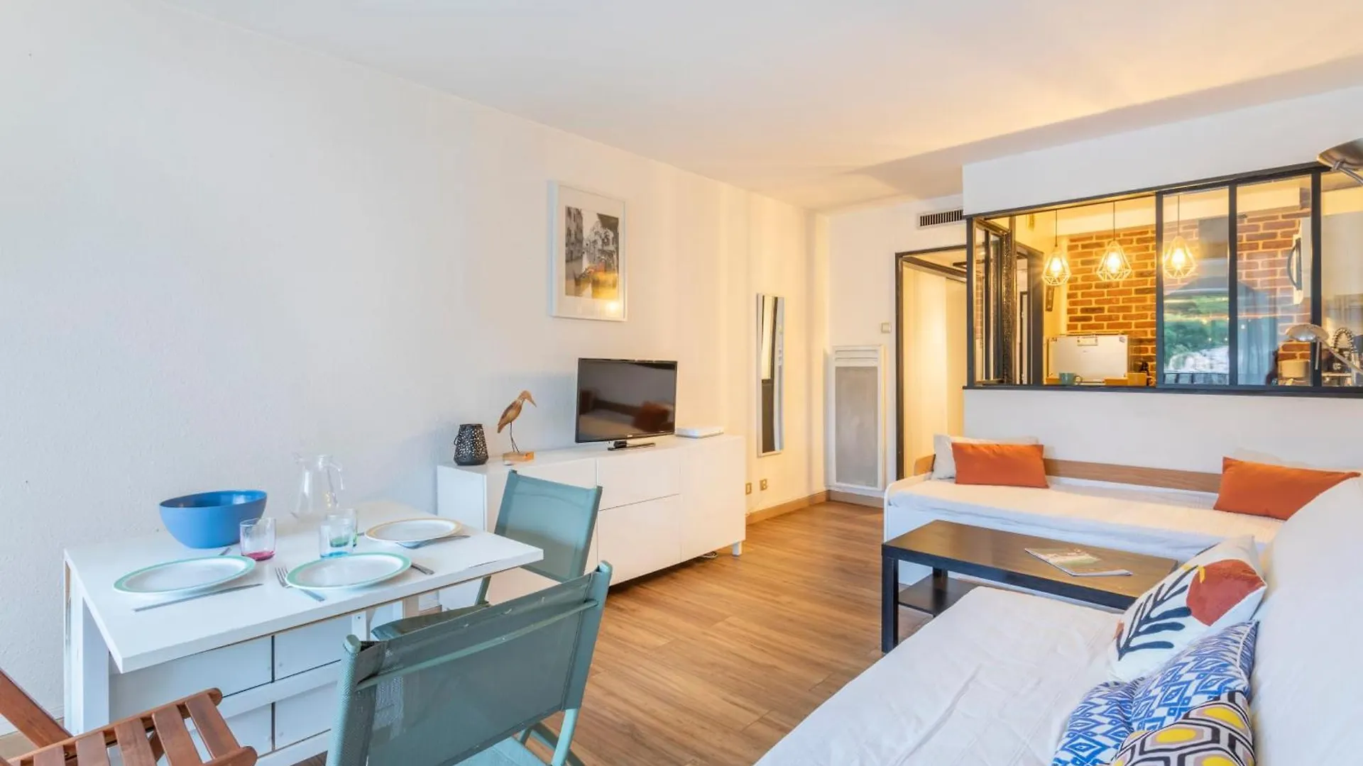 Appartement Studio Argonautes - Welkeys Bandol France